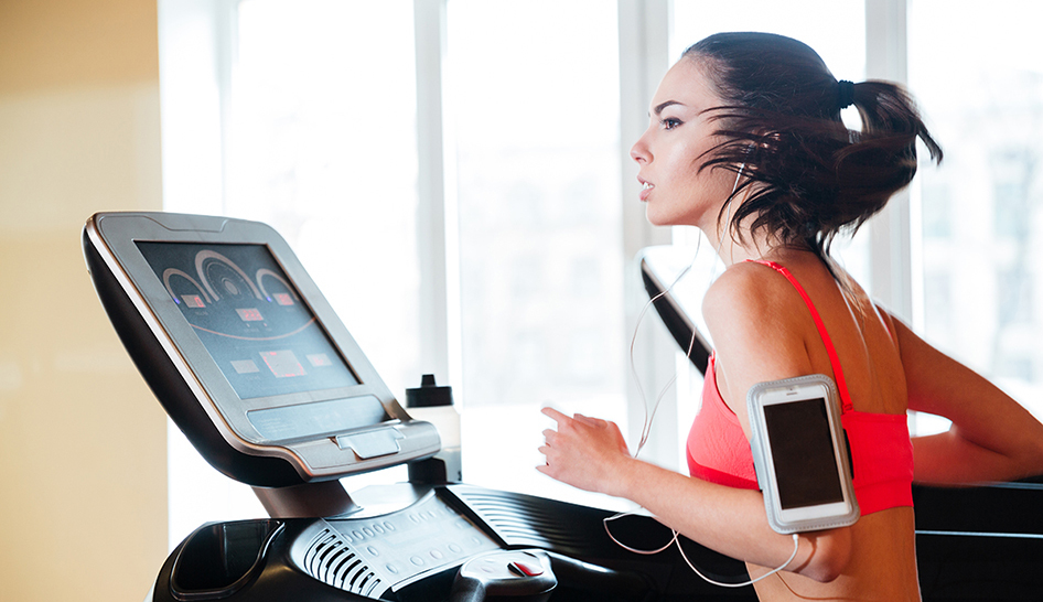 Legal Woman Treadmill Smartphone Column