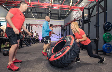 Personal Training Life Fitness Trainer Tire Column