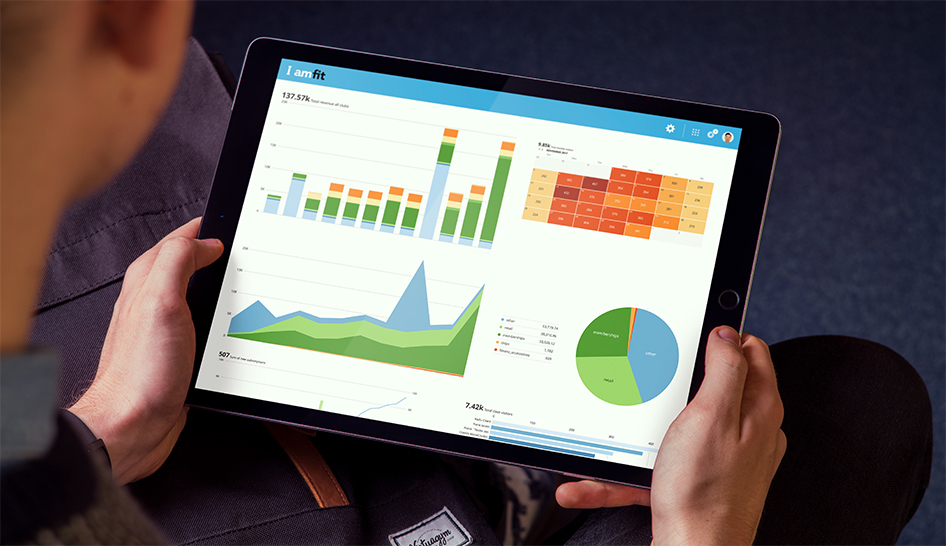 Technology Virtuagym Laptop Analytics Column